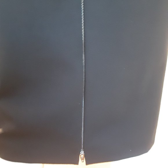 NWT BLACK SKIRT by TAHARI - Picture 6 of 12